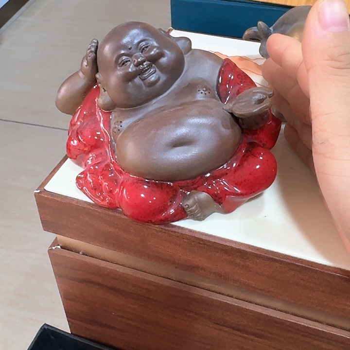 主人杯一个，瓷。。品茗瓷