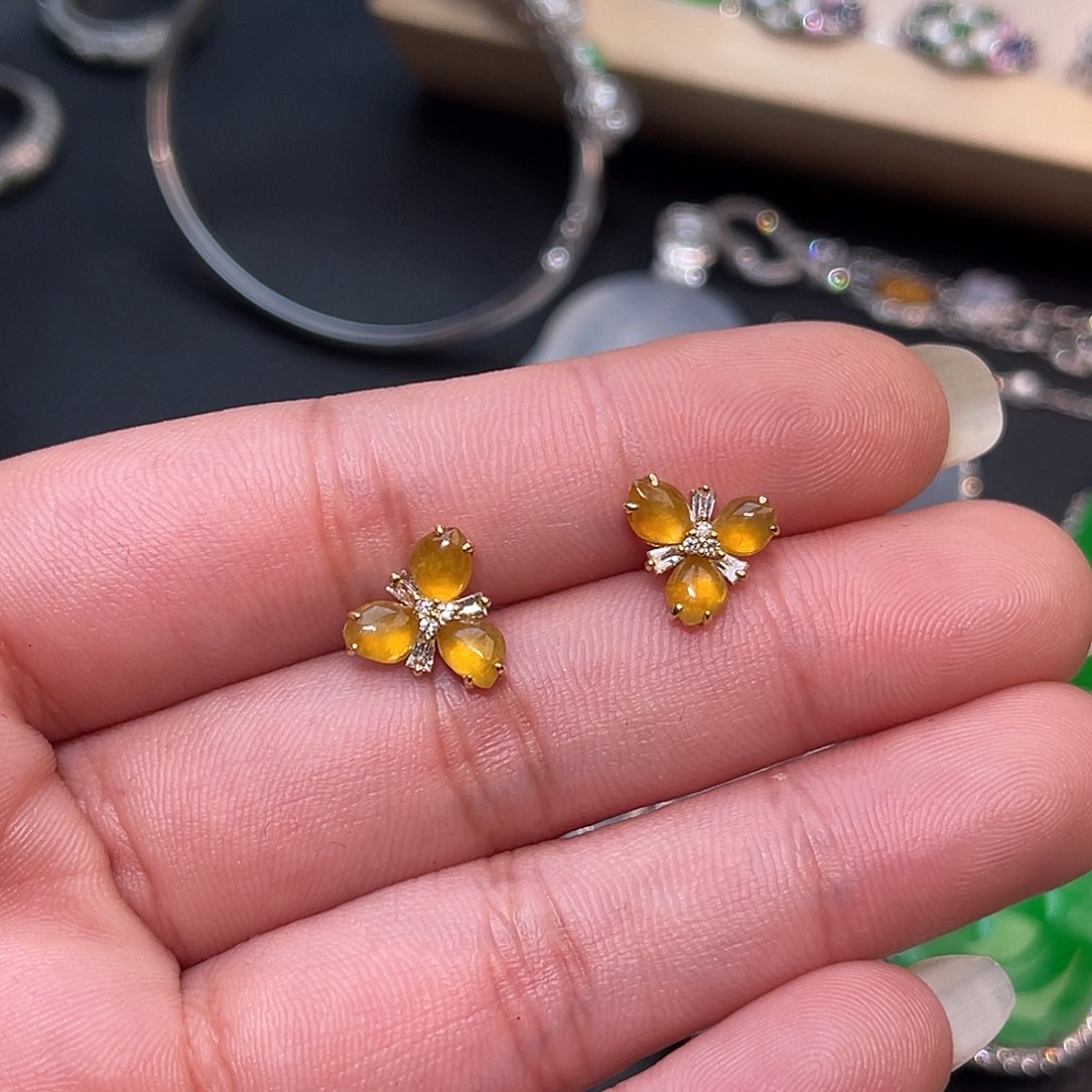 翡翠18K金镶嵌耳饰随形