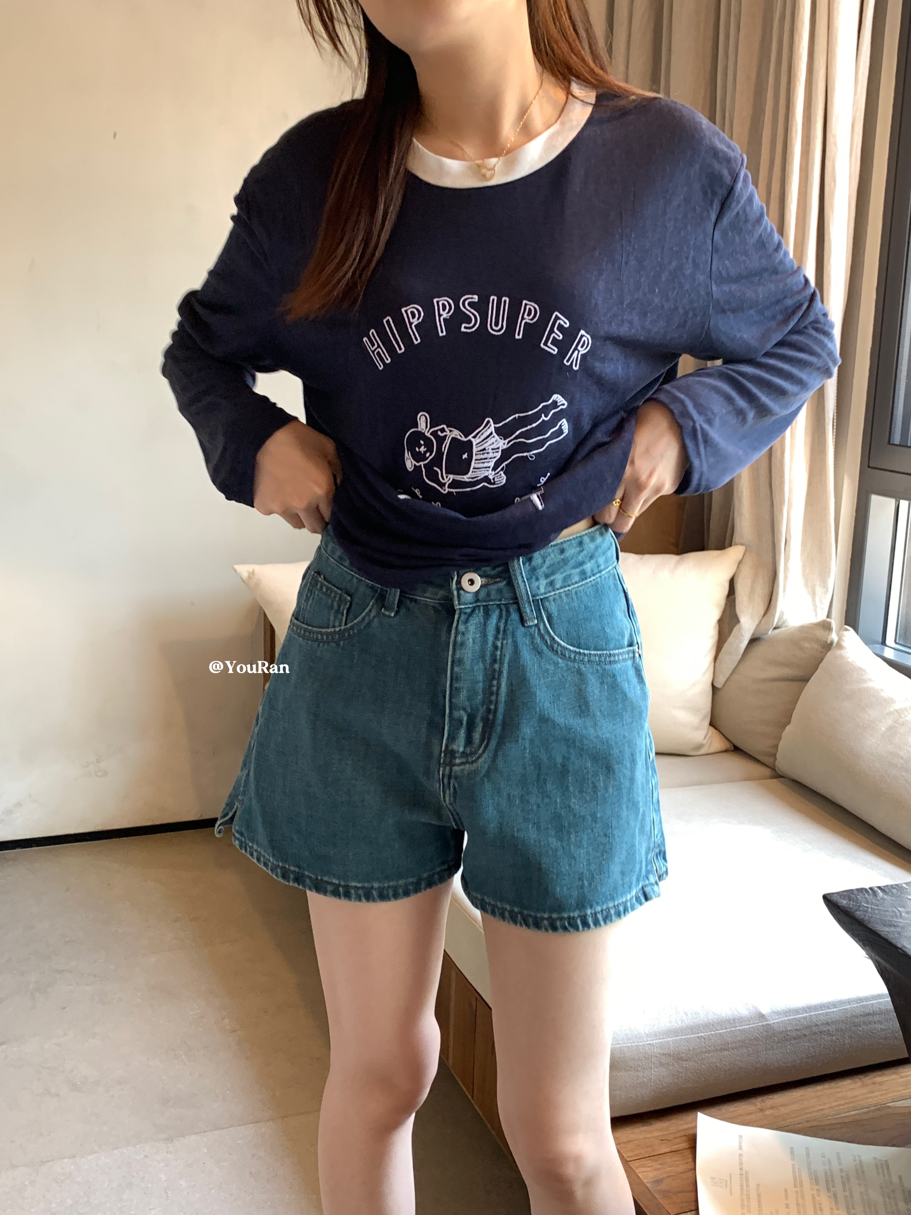 周悠然绿光蓝开叉洗水显瘦牛仔短裤