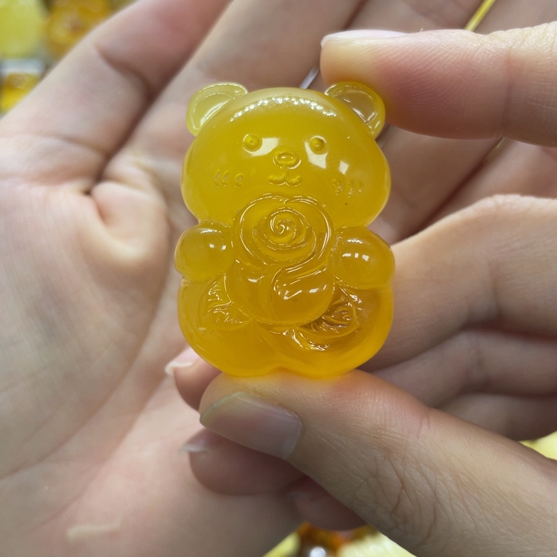 琥珀未镶嵌裸石天然琥珀俄料蜜蜡熊