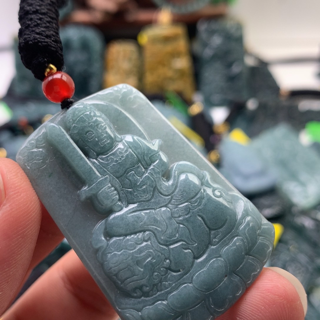 颈饰未镶嵌翡翠文殊