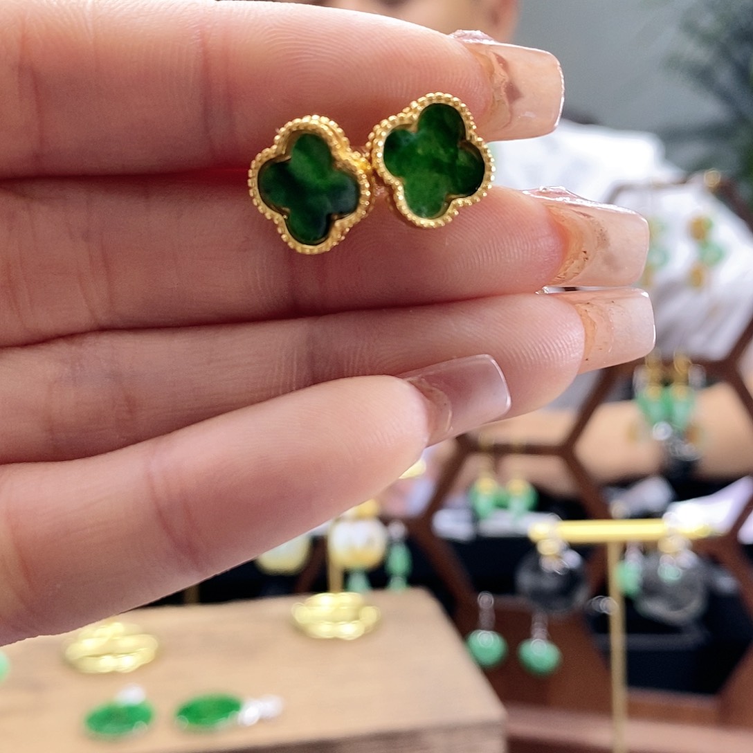 翡翠耳饰银S925镶嵌翡翠