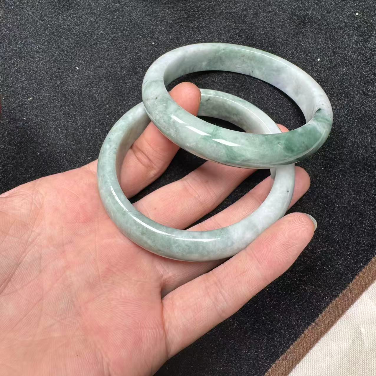 天然缅甸a翡翠手镯—多样性发一