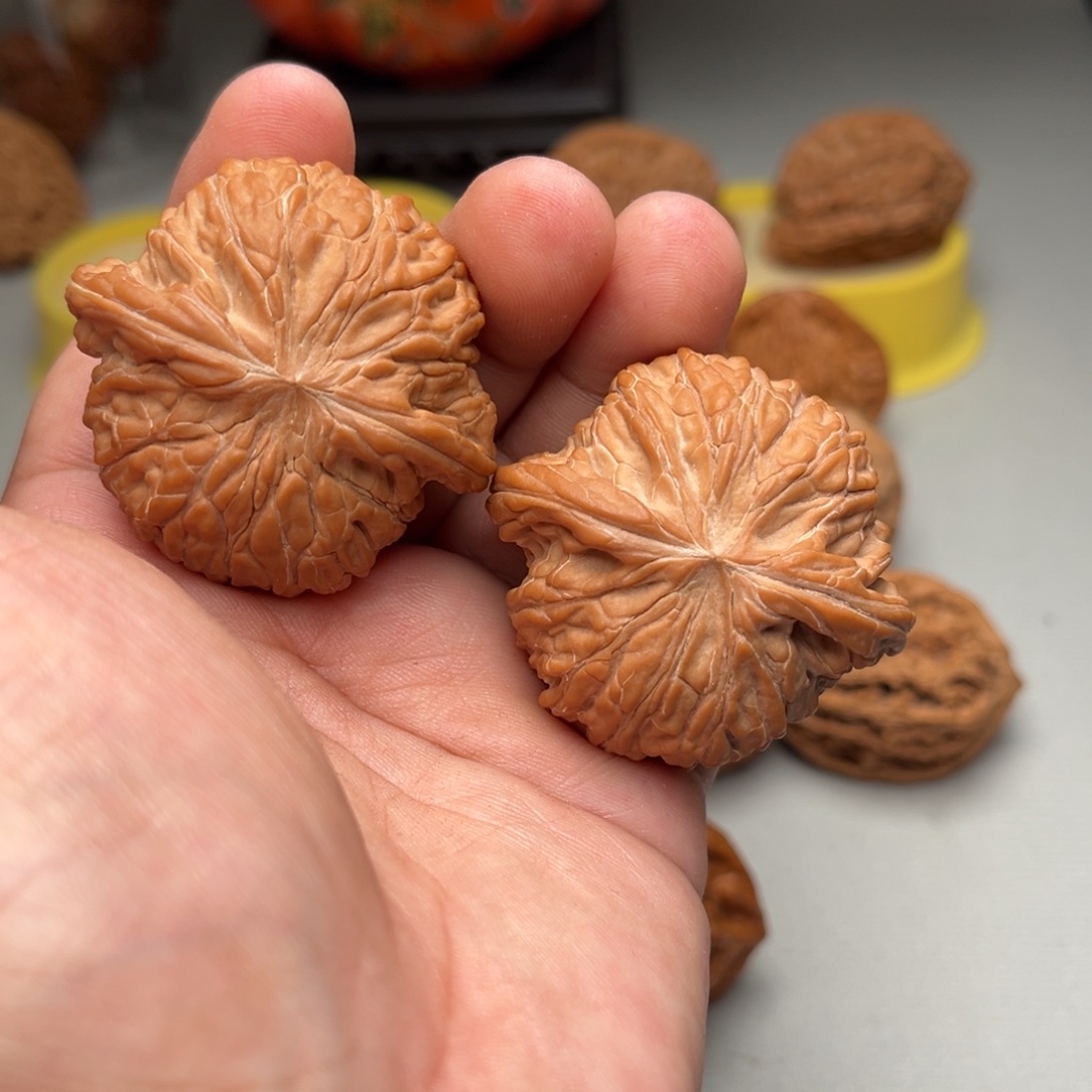 文玩核桃吊坠磨盘