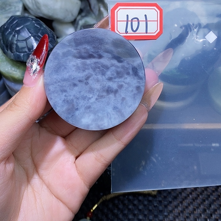 和田玉和田玉边角料随机发未镶嵌