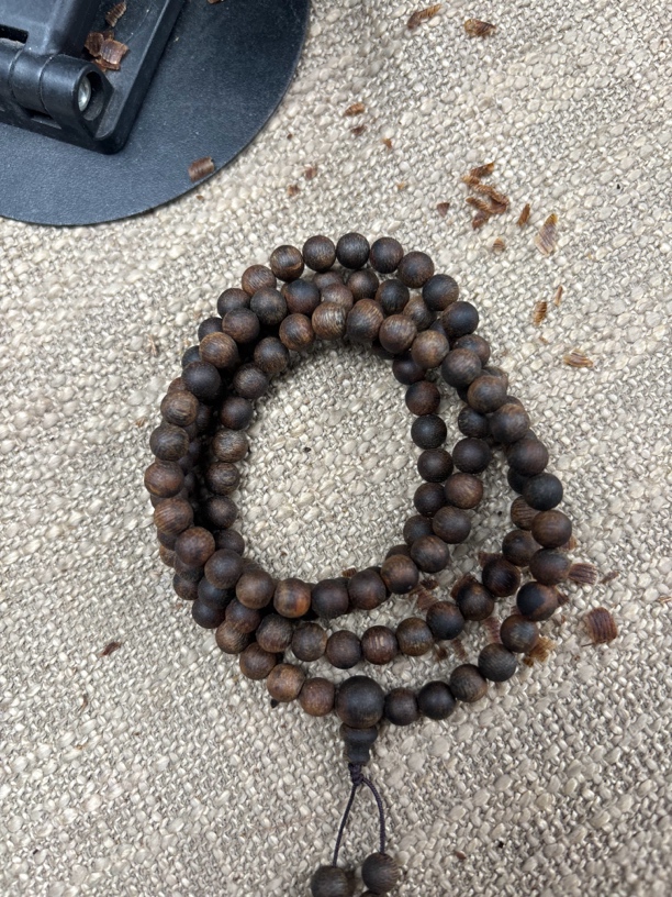 06绿奇沉水多样性发一沉香手串