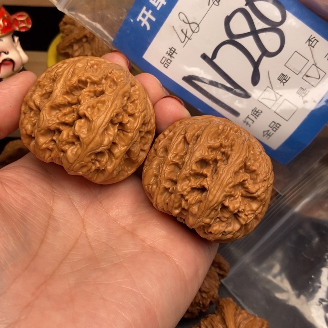桃核吊坠核桃粗筋