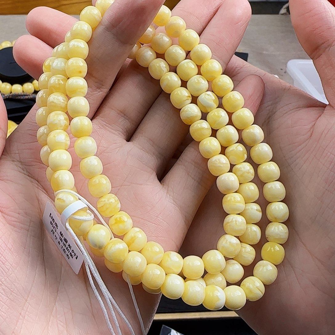 刘***蓁琥珀未镶嵌珠宝奇石