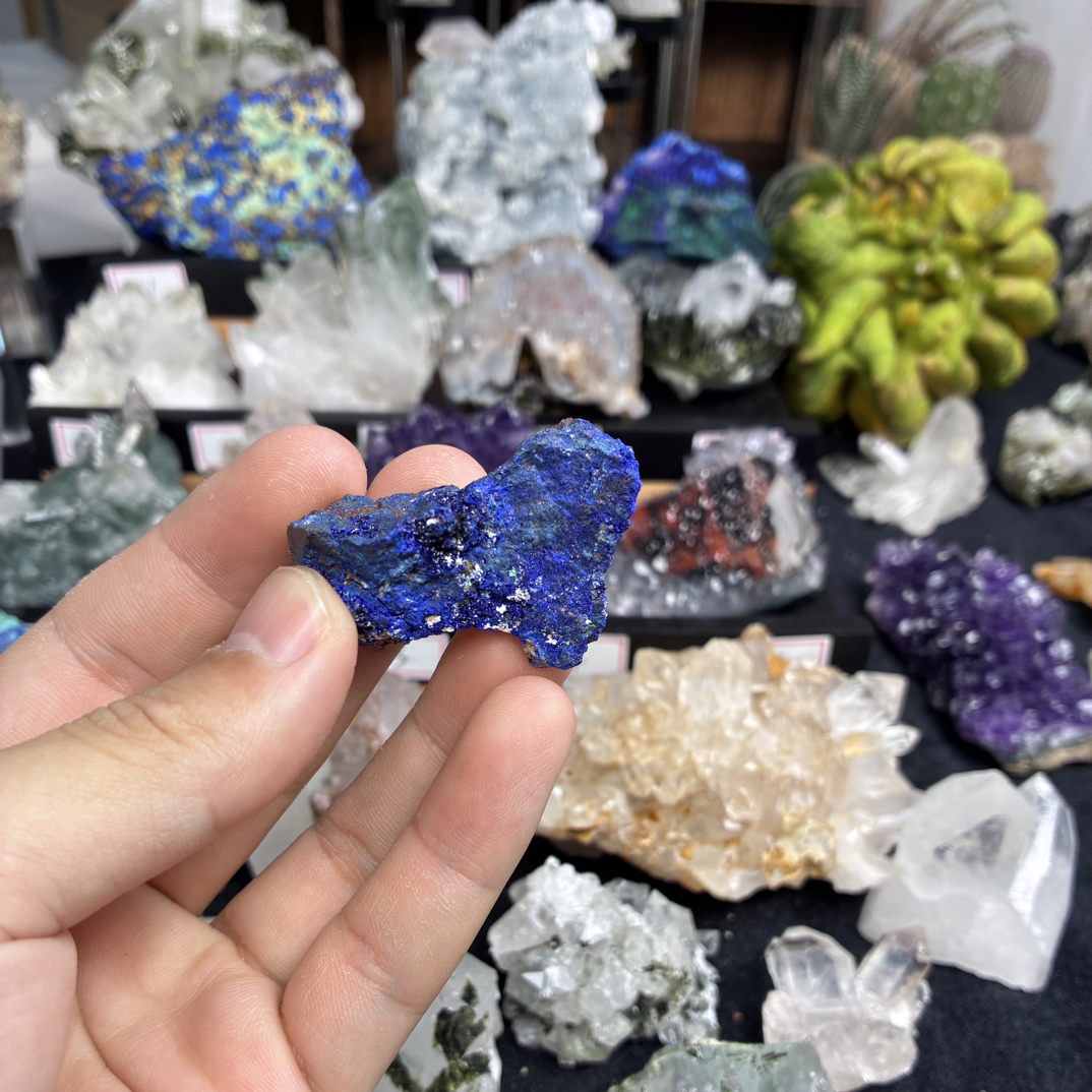 蓝铜矿水晶创意摆件