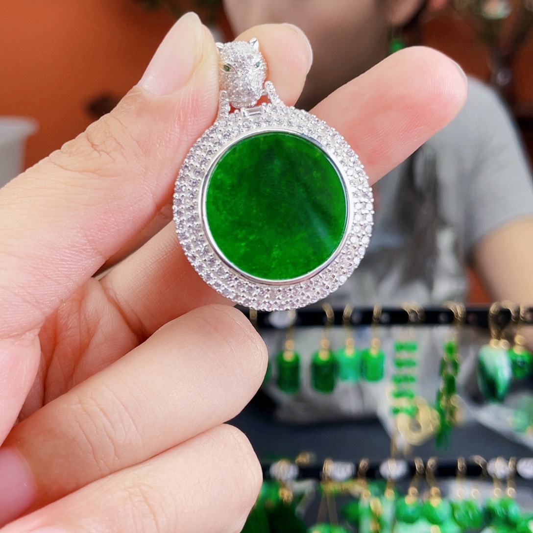 翡翠银S925镶嵌耳饰