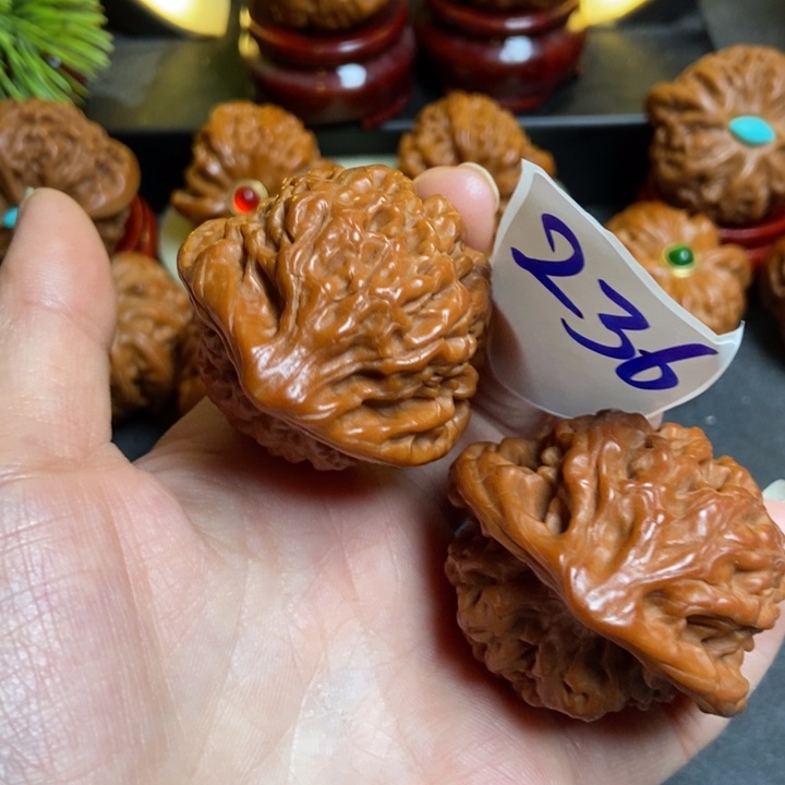 文玩核桃把件43蛇头236