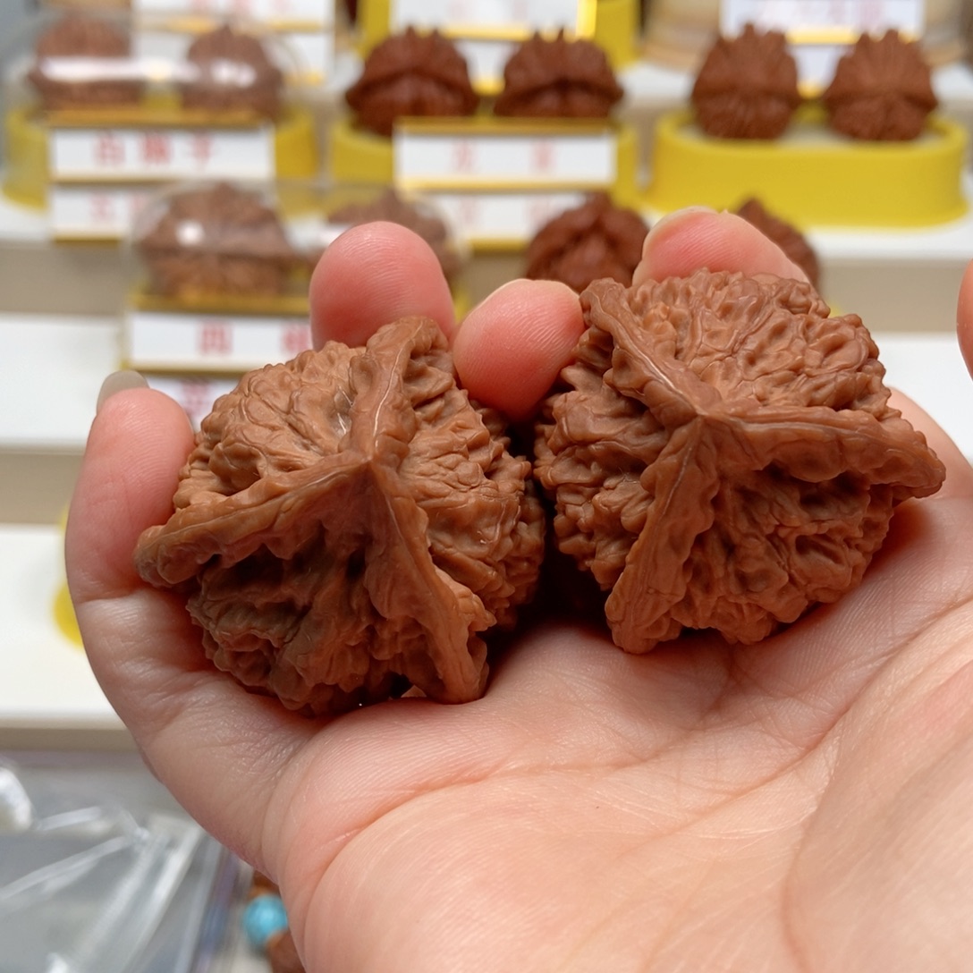 小***⁵文玩核桃吊坠官帽奔42