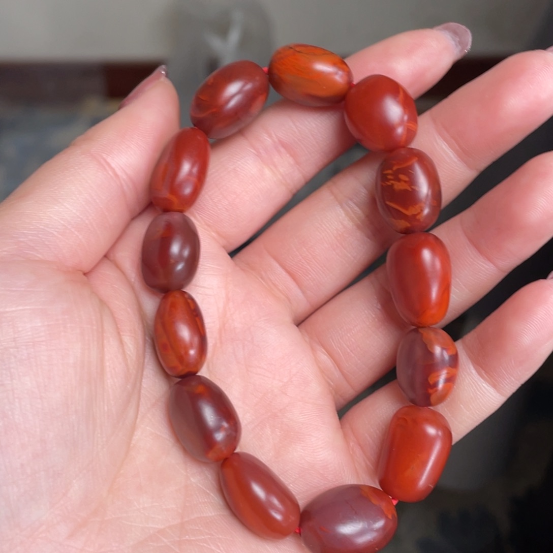 南红玛瑙吊坠未镶嵌