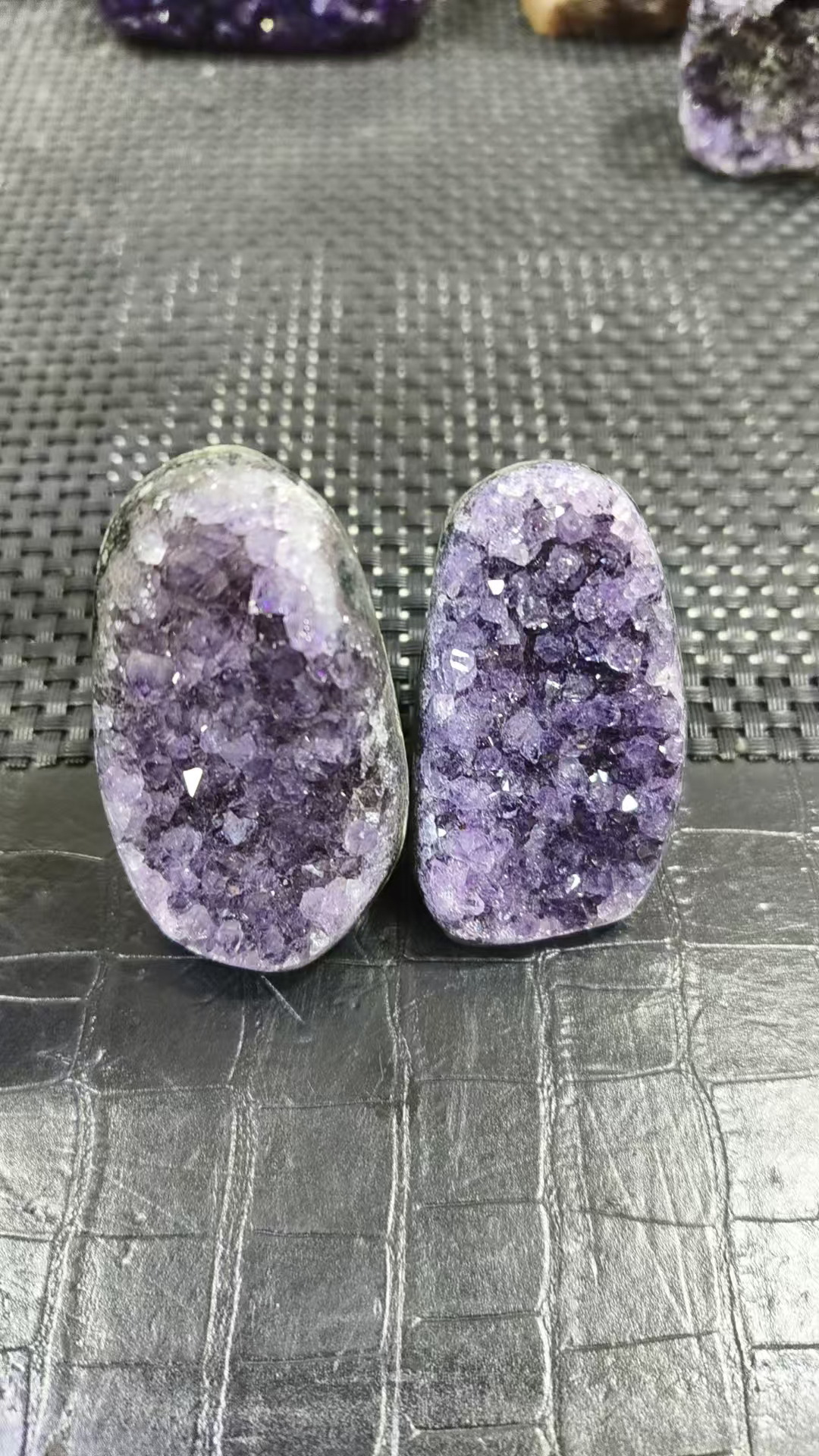 天然紫晶簇带底座