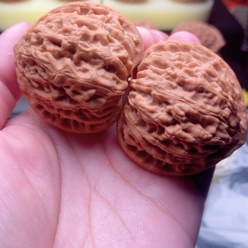 【闪购商品】桃核吊坠43尺金牛全品