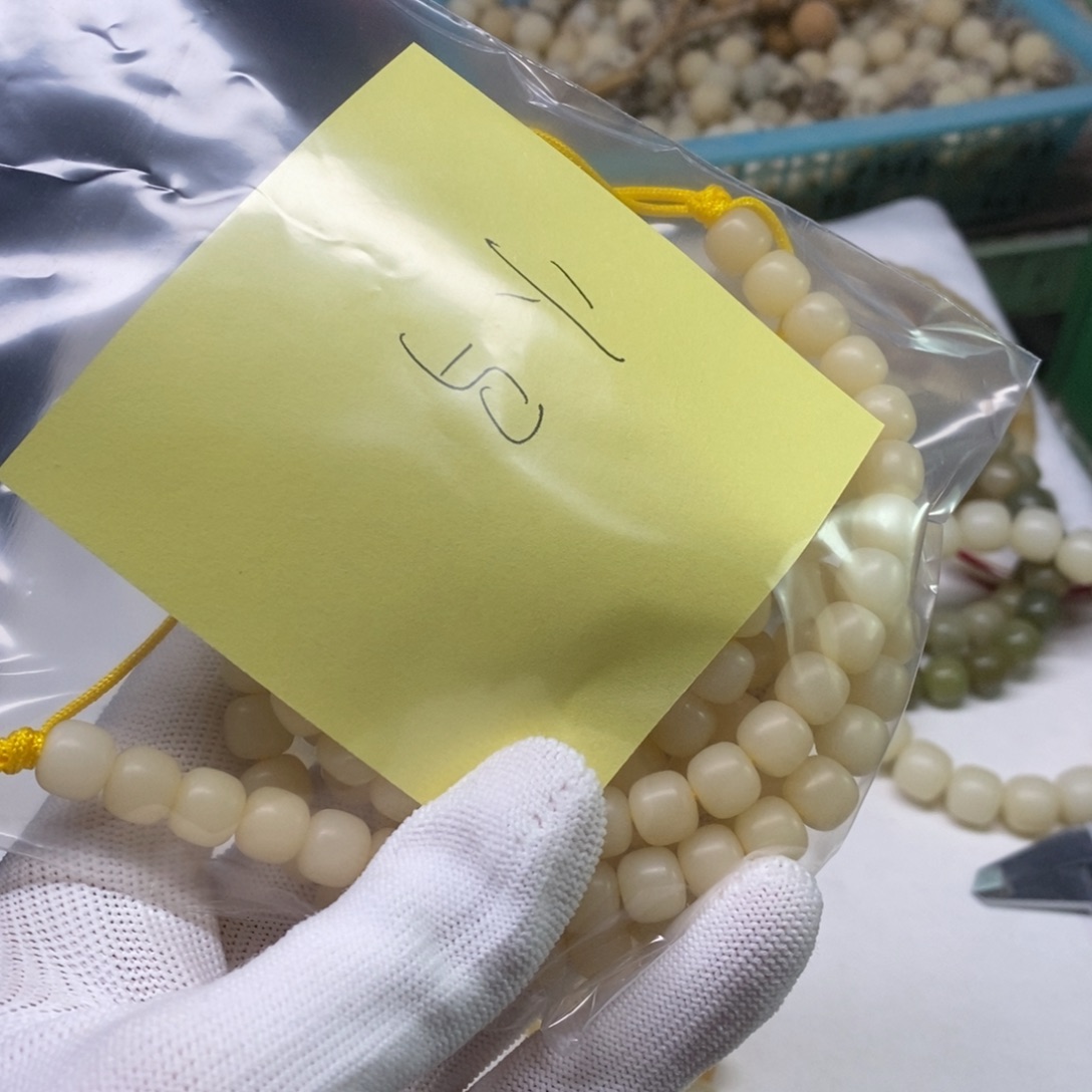 小***嘟菩提根/象牙果吊坠小马