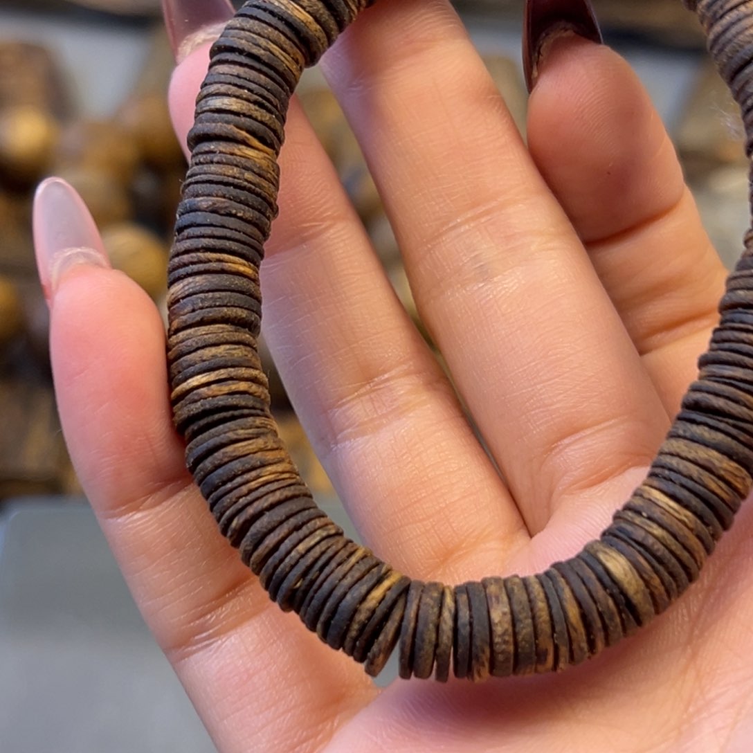 沉香沉香碎屑奇楠沉香老料g haj