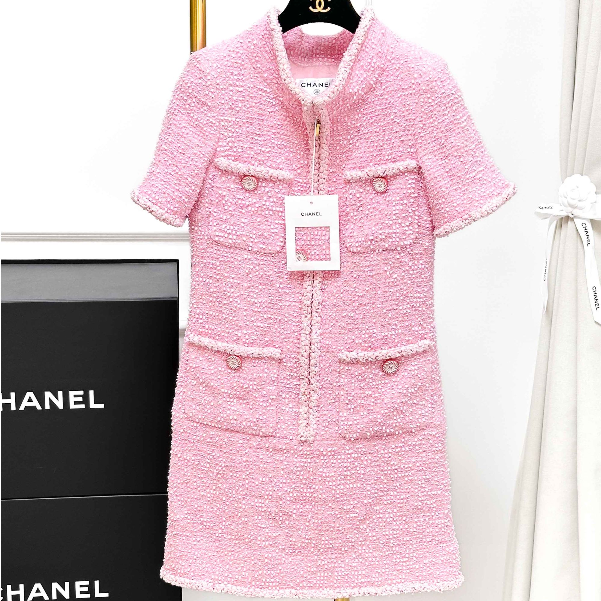 99新 Chanel/香奈儿 34码19C粉色雪花粗花呢四口袋短袖连衣裙