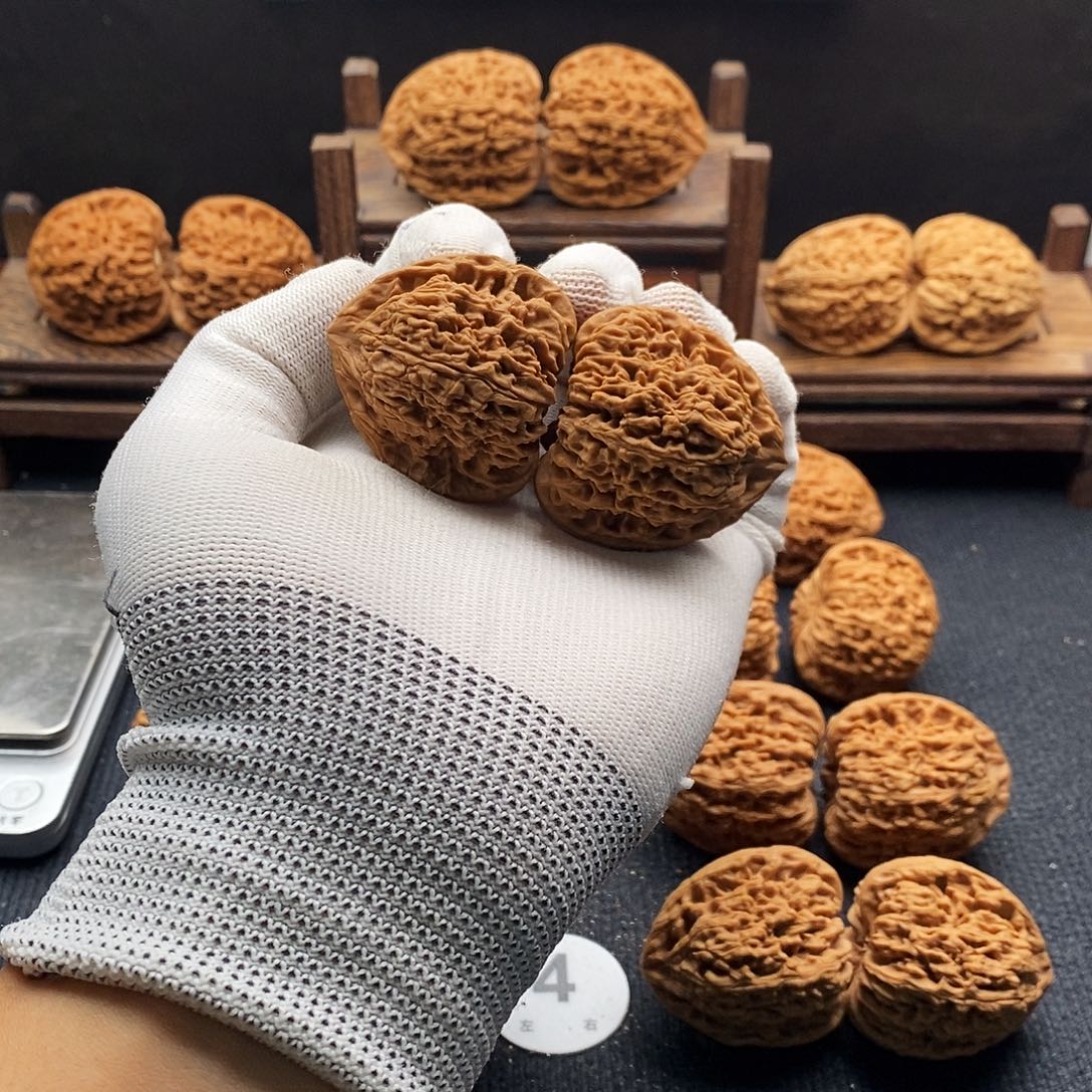 ****李文玩核桃把件南疆涿鹿三角全品41