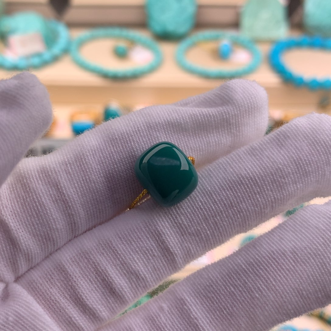 绿松石珠宝奇石未镶嵌11.7*9.7mm