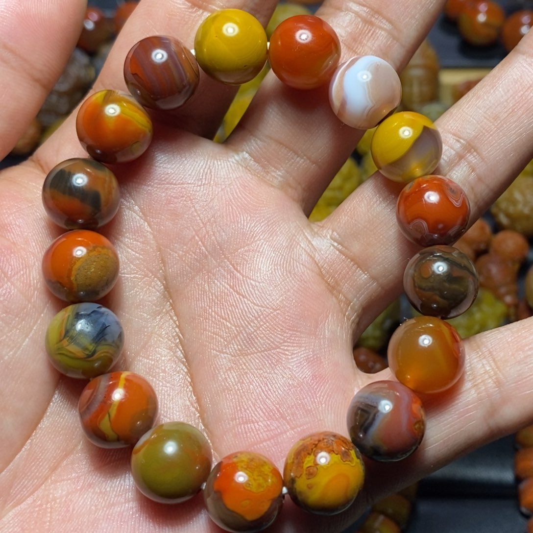 玛瑙/玉髓战国红未镶嵌八*里