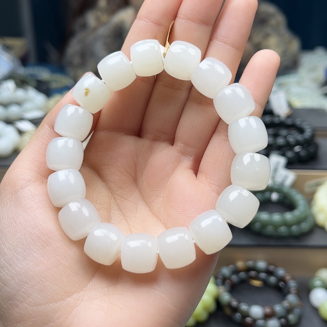 和田玉手链未镶嵌