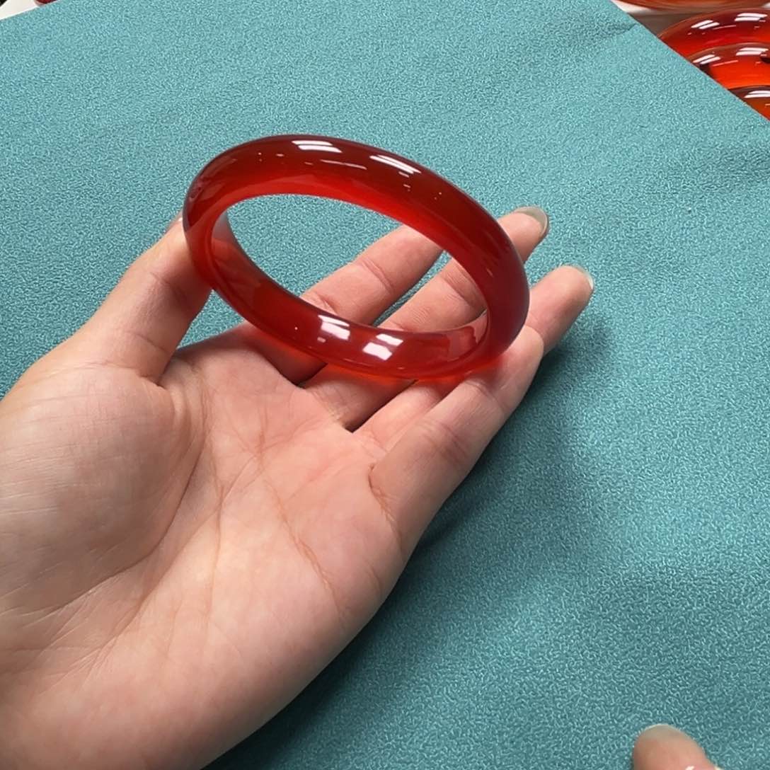 手镯玛瑙/玉髓未镶嵌