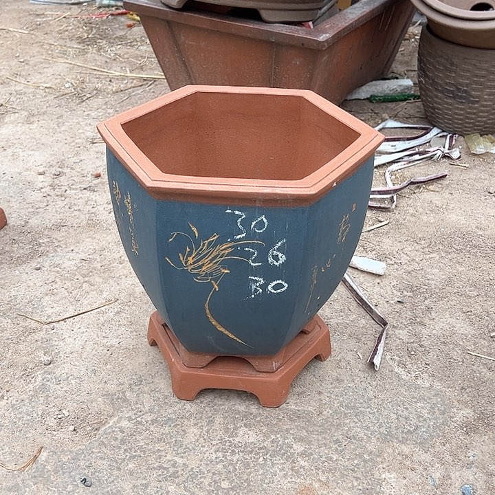 红陶紫砂工艺厂……紫砂工艺厂