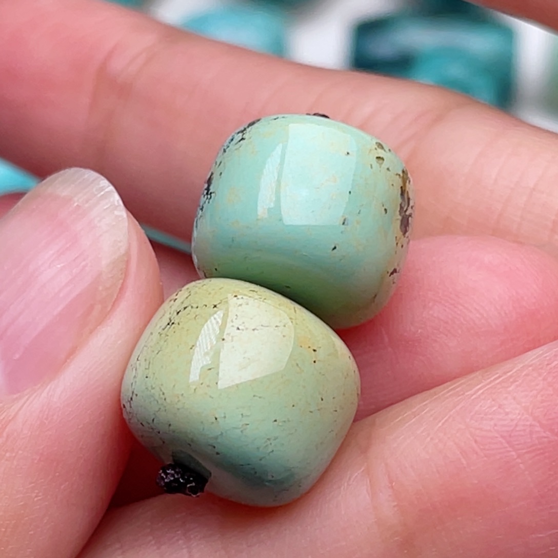 未镶嵌绿松石珠宝奇石