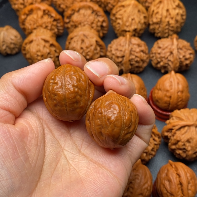 【闪购商品】文玩核桃把件蜜枣