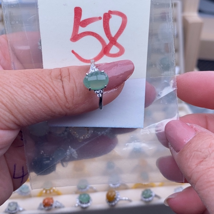 未镶嵌戒指翡翠缅甸