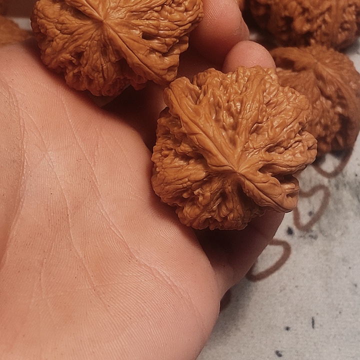 吊坠桃核叫***伦全品粗筋42