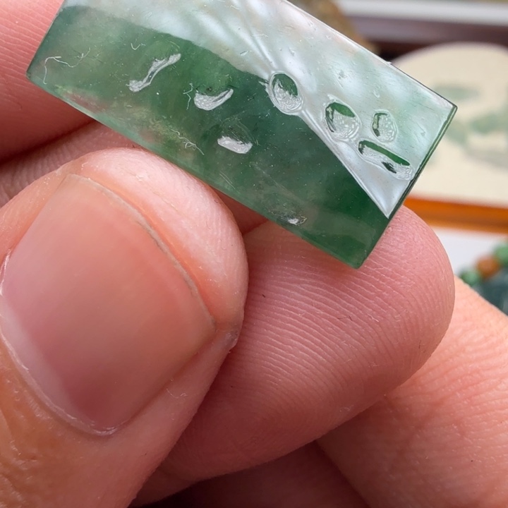 定制翡翠未镶嵌不包工