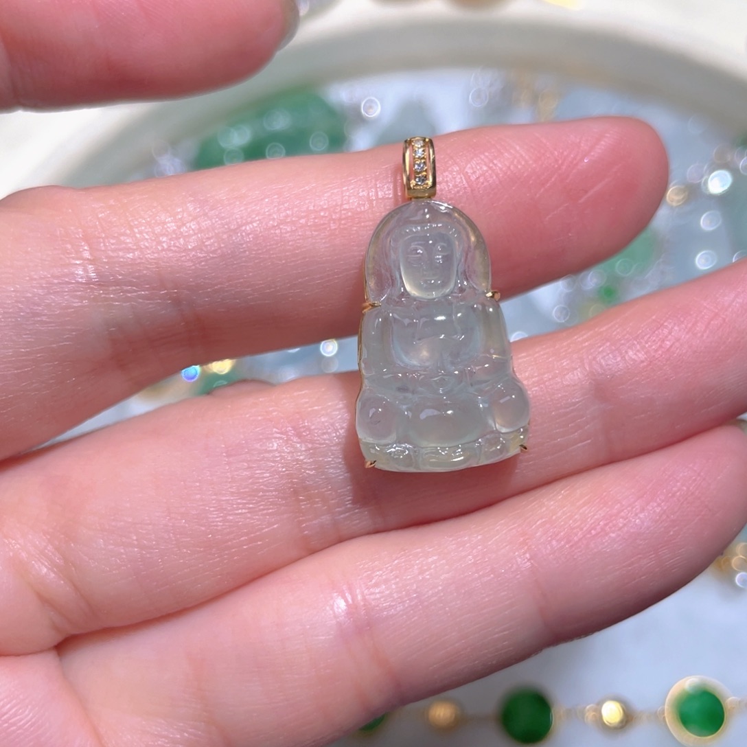 翡翠颈饰18K金镶嵌翡翠