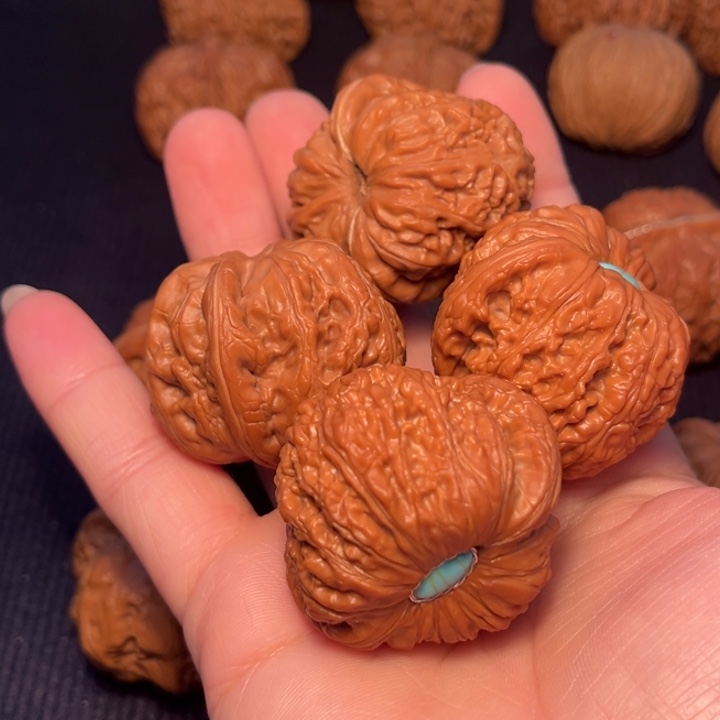 冲***把件文玩核桃泥鳅背42元宝40