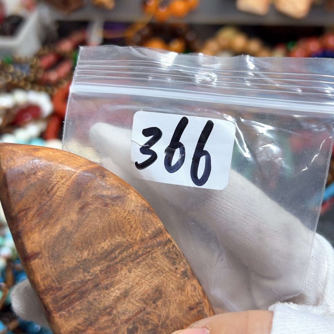 非洲檀香无事牌手把件