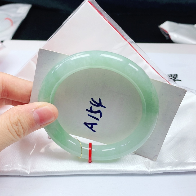 【闪购商品】翡翠手镯（圆镯）未镶嵌天然缅甸a货手镯54+