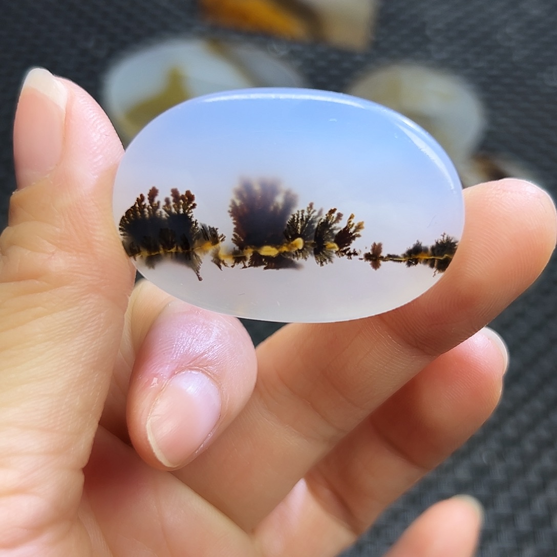 玛瑙/玉髓未镶嵌珠宝半成品