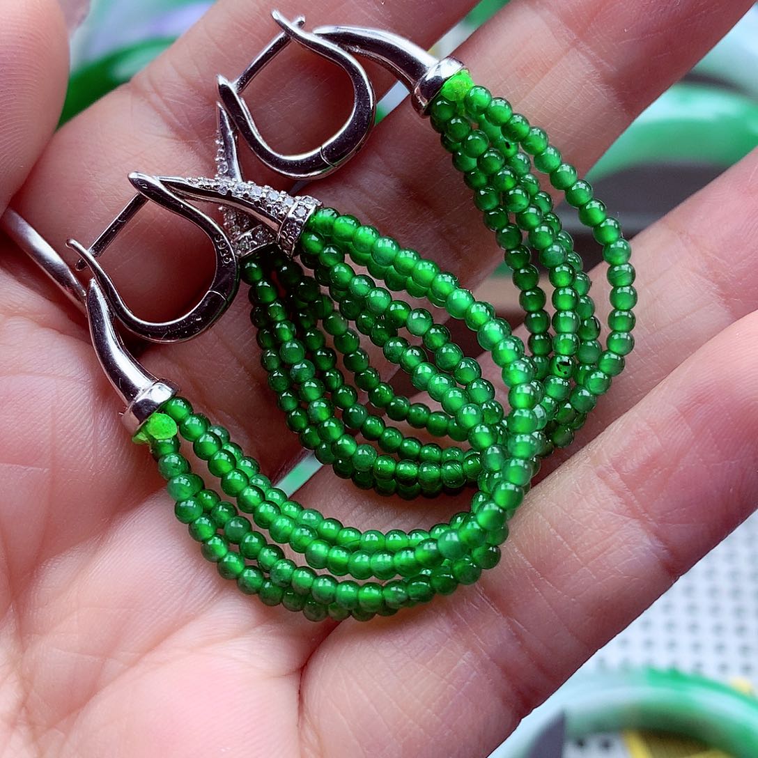 翡翠颈饰银S925镶嵌翡翠