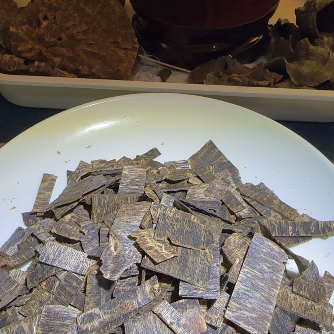 沉香沉香碎屑陆河天然皮油85克