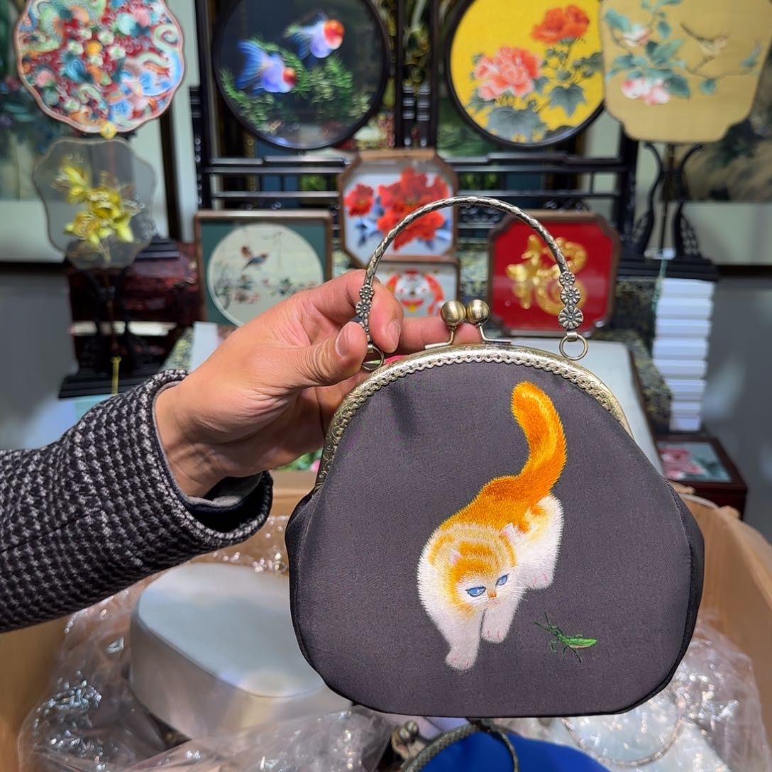 刺绣刺绣工艺精湛