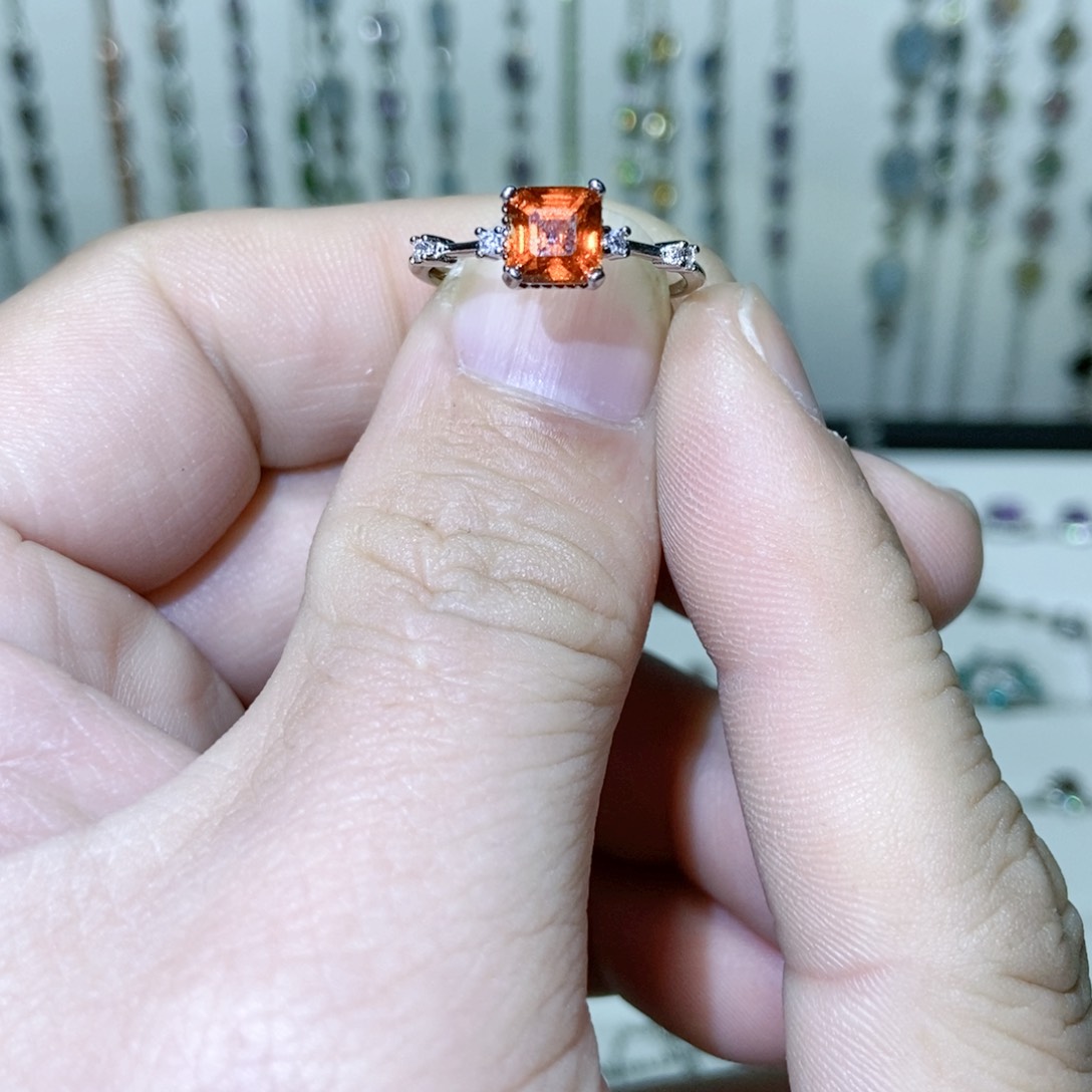 绿水晶戒指银S925镶嵌