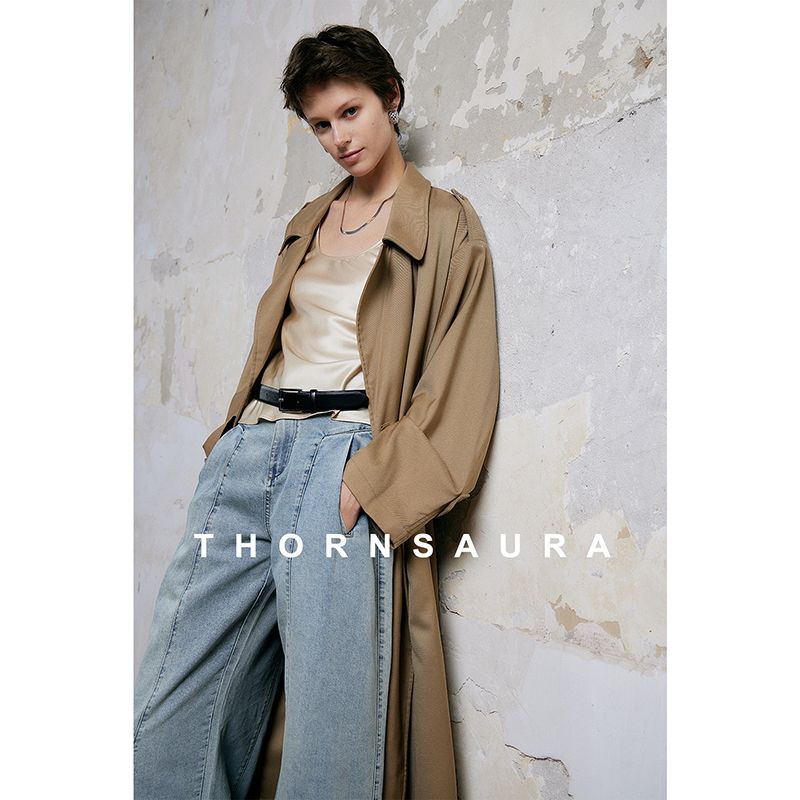 棘光THORNSAURA 经典英伦风大翻领双排扣中长款风衣女外套T23W508