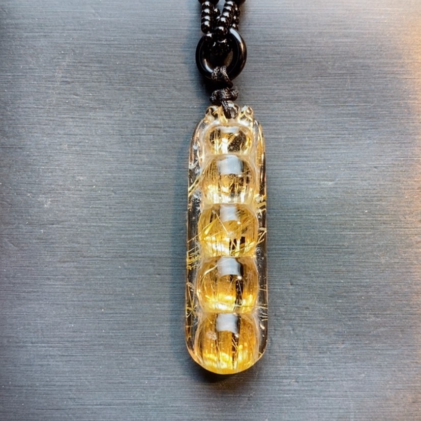 【闪购商品】未镶嵌颈饰发晶天然钛晶四季豆吊坠