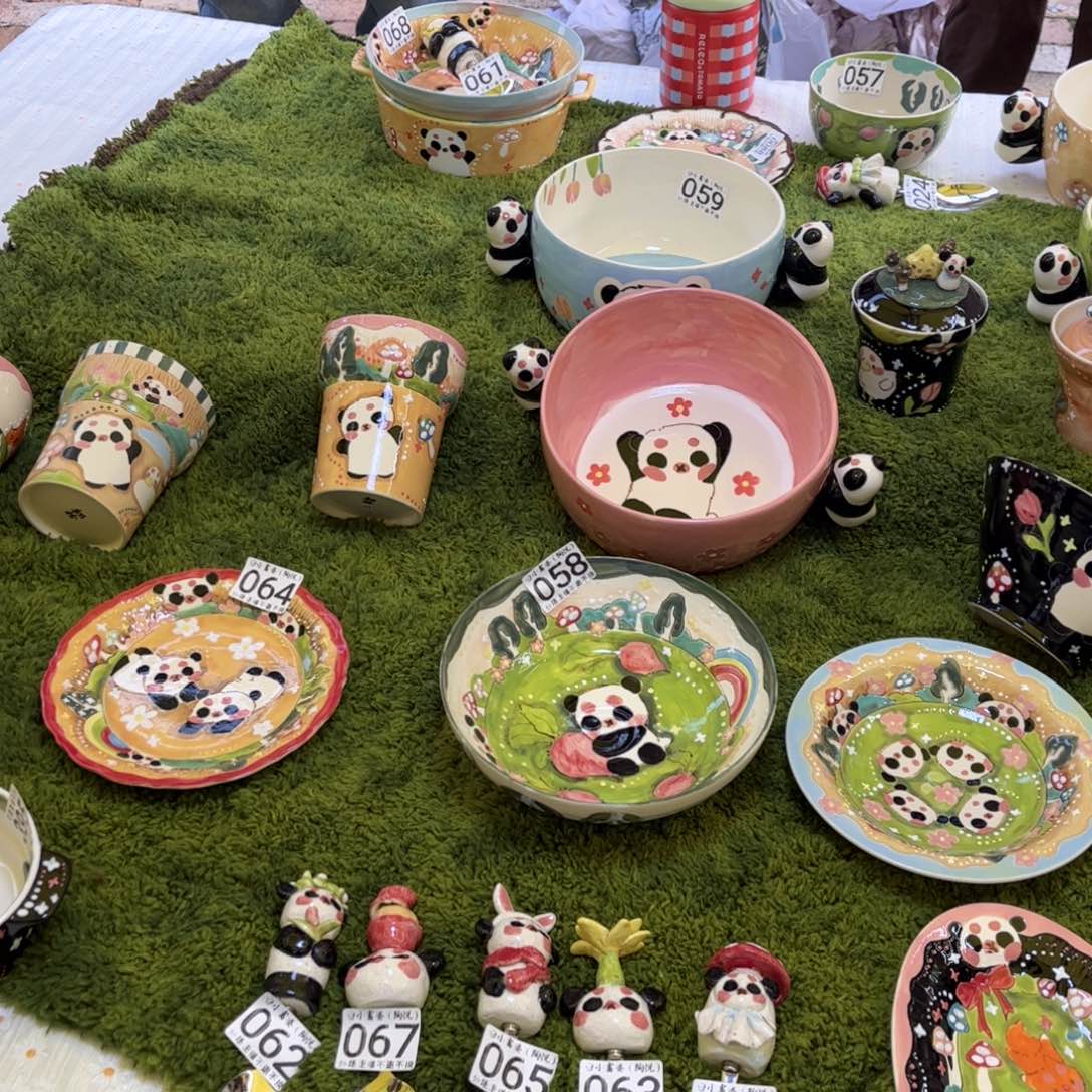 瓷片8801一起逛集市啦