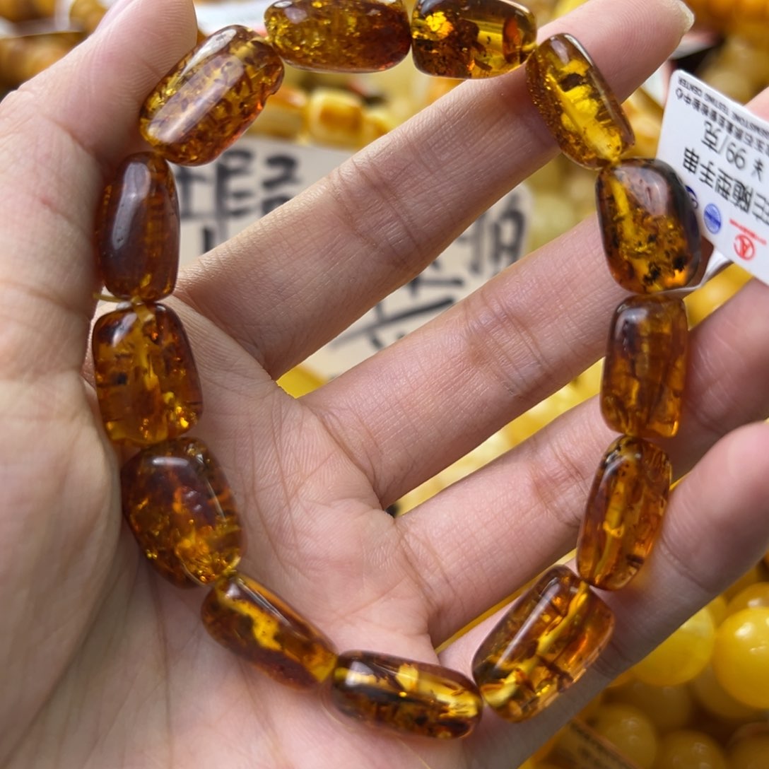 琥珀珠宝奇石未镶嵌