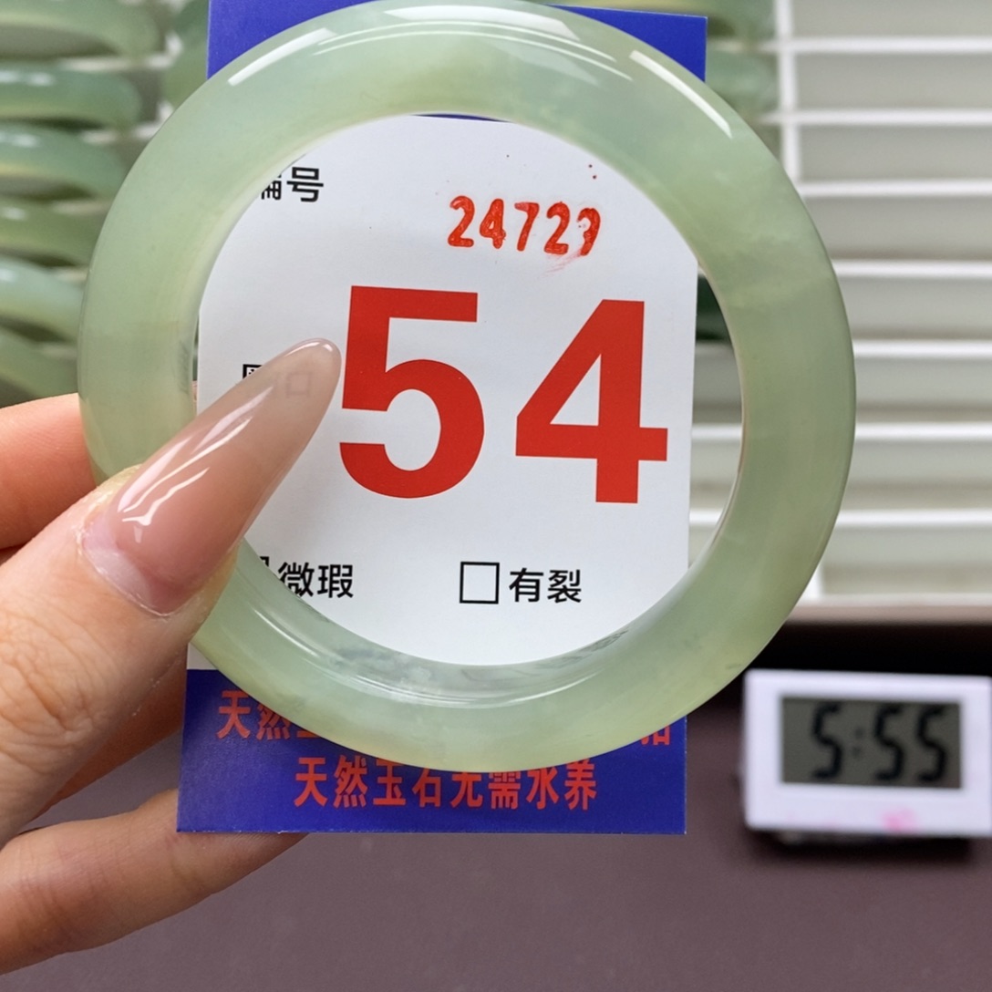 未镶嵌蛇纹石玉手镯