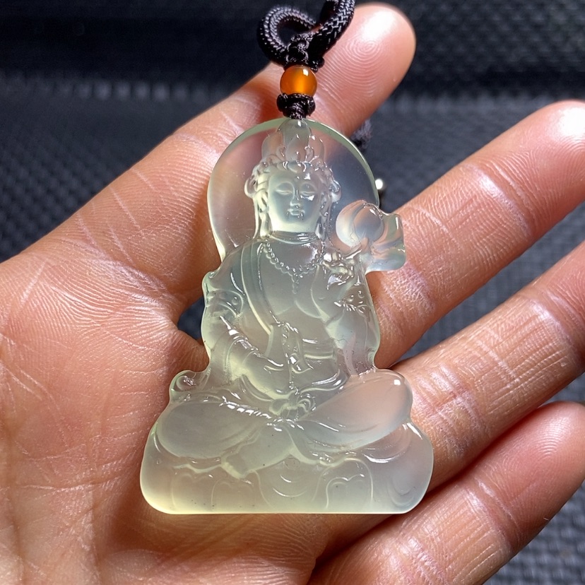 【闪购商品】未镶嵌蛇纹石玉颈饰