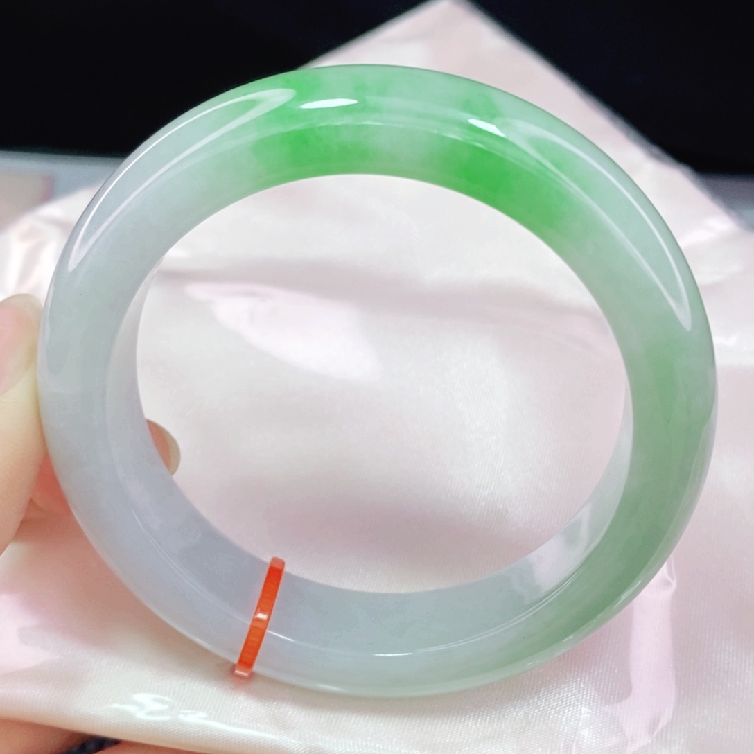 未镶嵌手镯翡翠53.6正圈