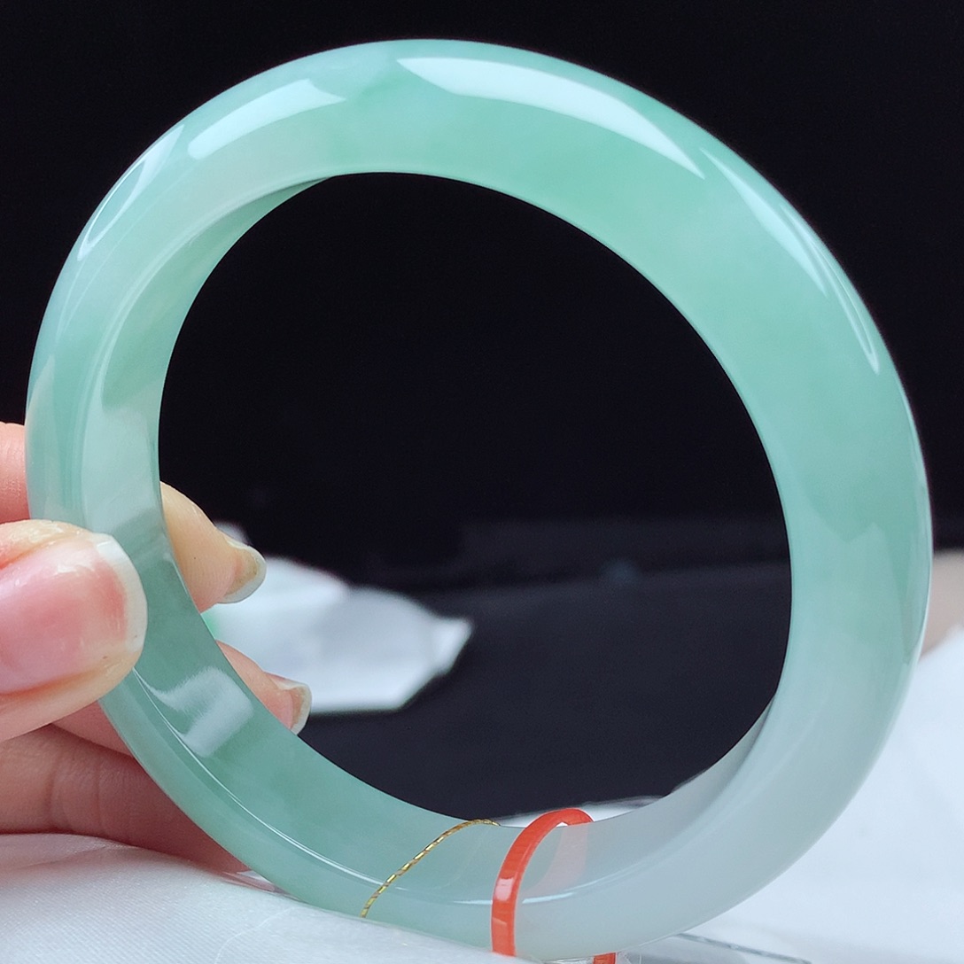 翡翠手镯未镶嵌56圈4139